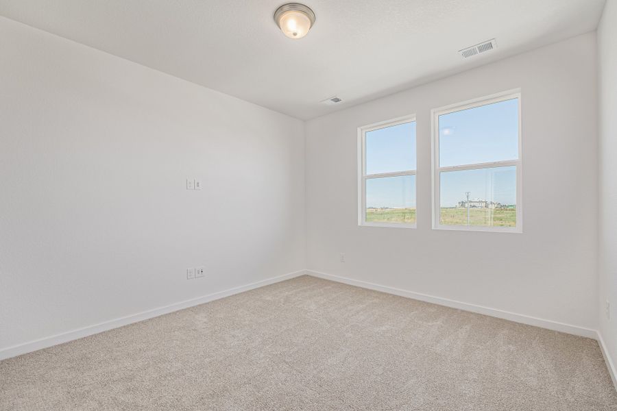 Spacious, unfurnished interior of a new home in Painted Prairie, Aurora (Image 23).