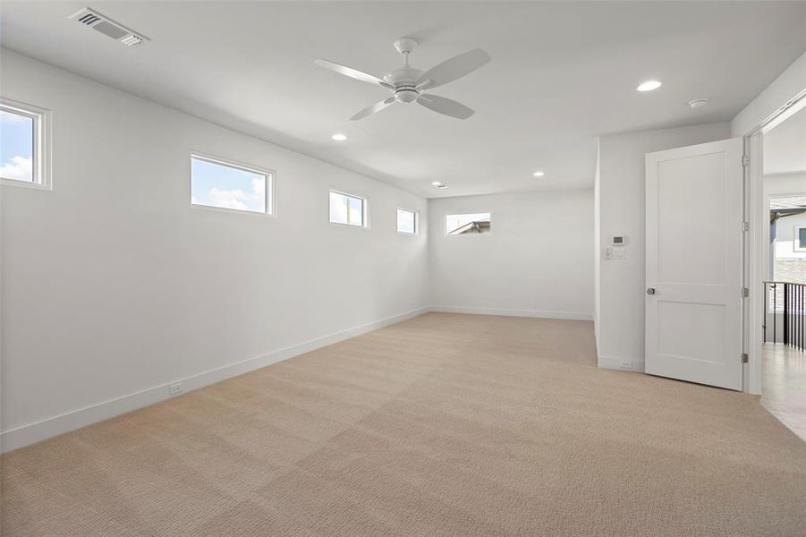 Spacious, unfurnished interior of a new home in , Dallas (Image 21). Spacious, unfurnished interior of a new home in , Dallas (Image 21).