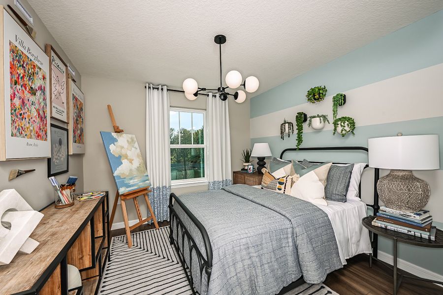 Furnished interior view inside a new home in Towns at Greenleaf, Oviedo (Image 12).