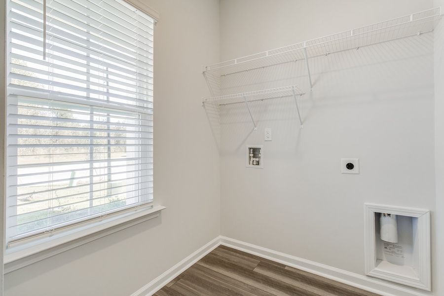 Spacious, unfurnished interior of a new home in The Falls, Blythewood (Image 27).