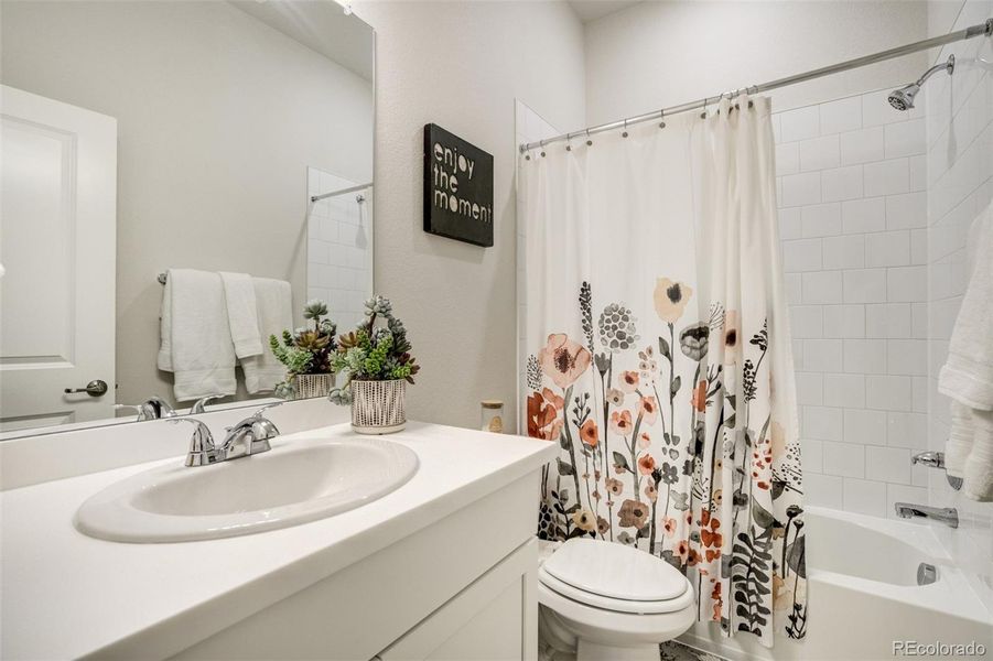 Furnished interior view inside a new home in , Castle Pines (Image 43). Furnished interior view inside a new home in , Castle Pines (Image 43).