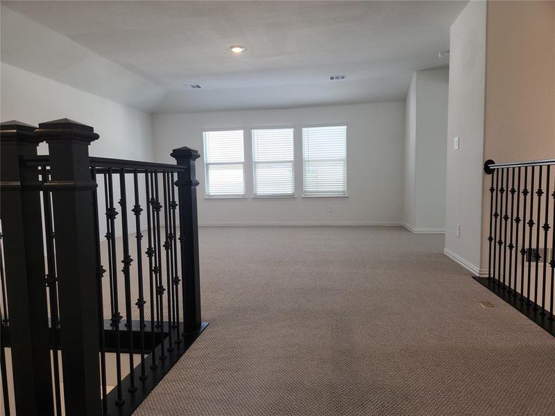 Spacious, unfurnished interior of a new home in Ashford Park - Texana Series, Corinth (Image 26).