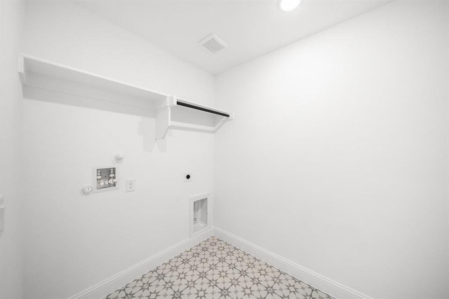 Spacious, unfurnished interior of a new home in , Venus (Image 28).