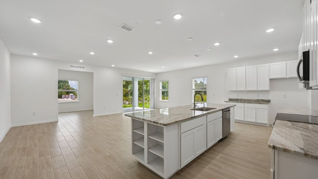 Furnished interior view inside a new home in Port Charlotte, Port Charlotte (Image 8).
