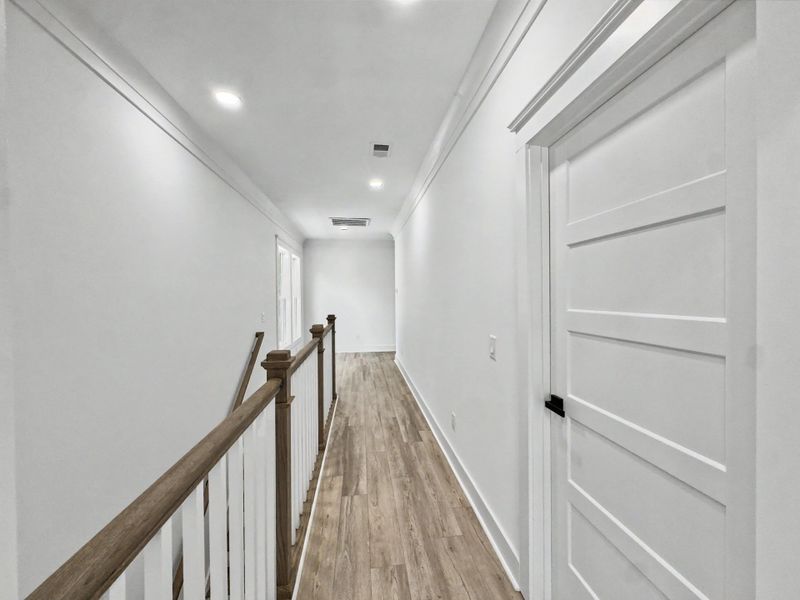 Spacious, unfurnished interior of a new home in , North Charleston (Image 15).