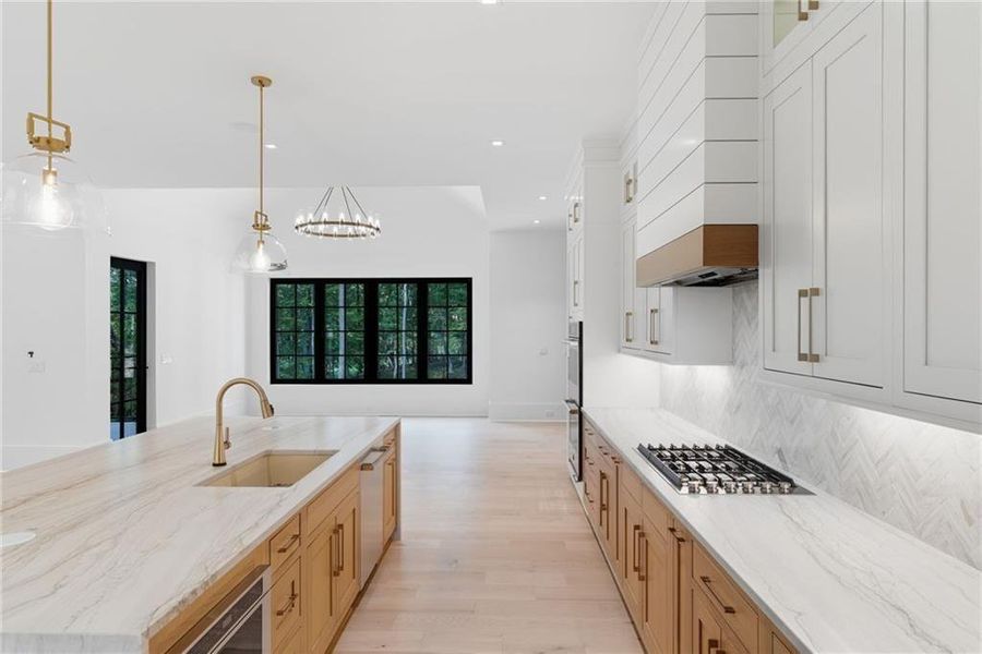 Furnished interior view inside a new home in , Alpharetta (Image 14).