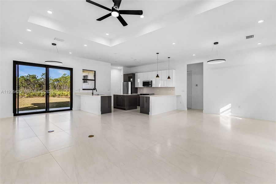 Spacious, unfurnished interior of a new home in , Bokeelia (Image 26).