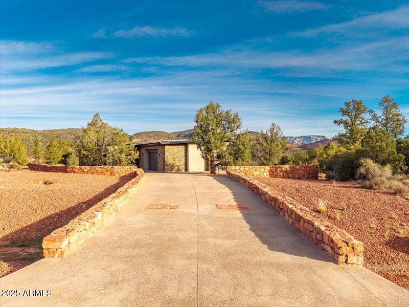 07-10 Amber Cliffs Way-DJI_2025122209050