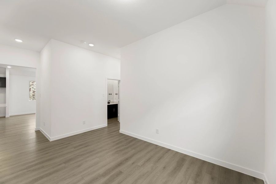 Flex Room