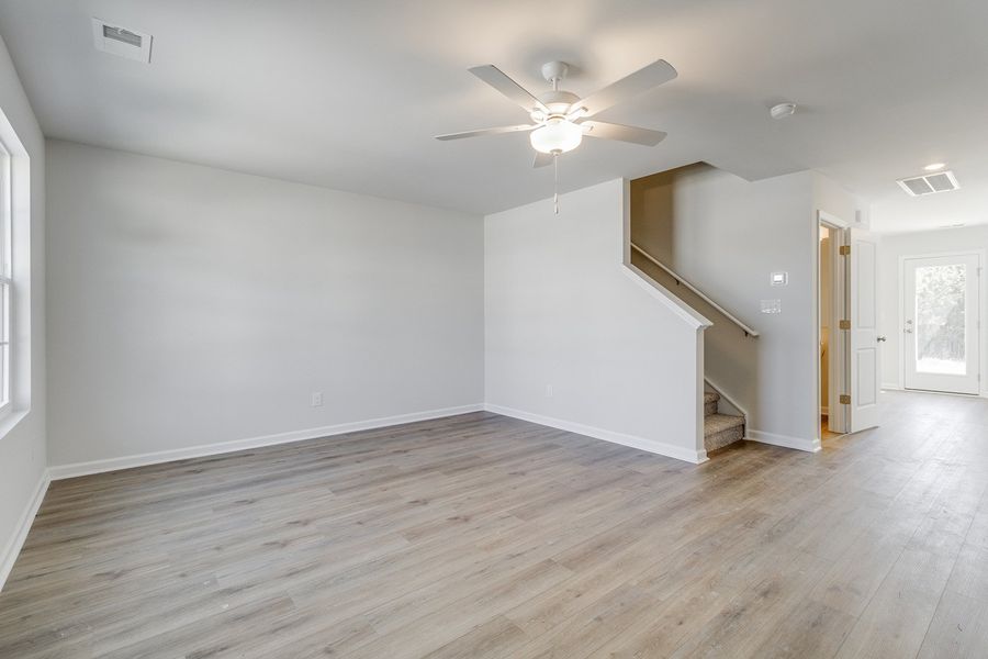 Spacious, unfurnished interior of a new home in Haynes Park, Columbia (Image 14).