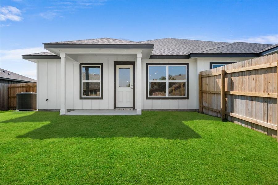 Front exterior of a new home in , Troy, TX, highlighting curb appeal (Image 1). Front exterior of a new home in , Troy, TX, highlighting curb appeal (Image 1).