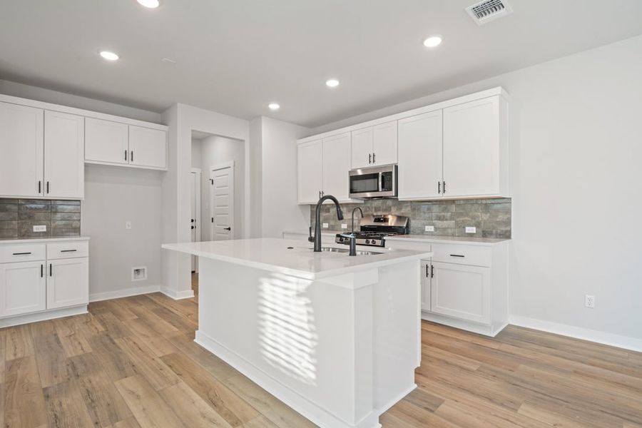 Furnished interior view inside a new home in Union Collection at Park Central, Georgetown (Image 11). Furnished interior view inside a new home in Union Collection at Park Central, Georgetown (Image 11).