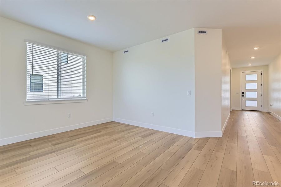 Spacious, unfurnished interior of a new home in , Elizabeth (Image 16).