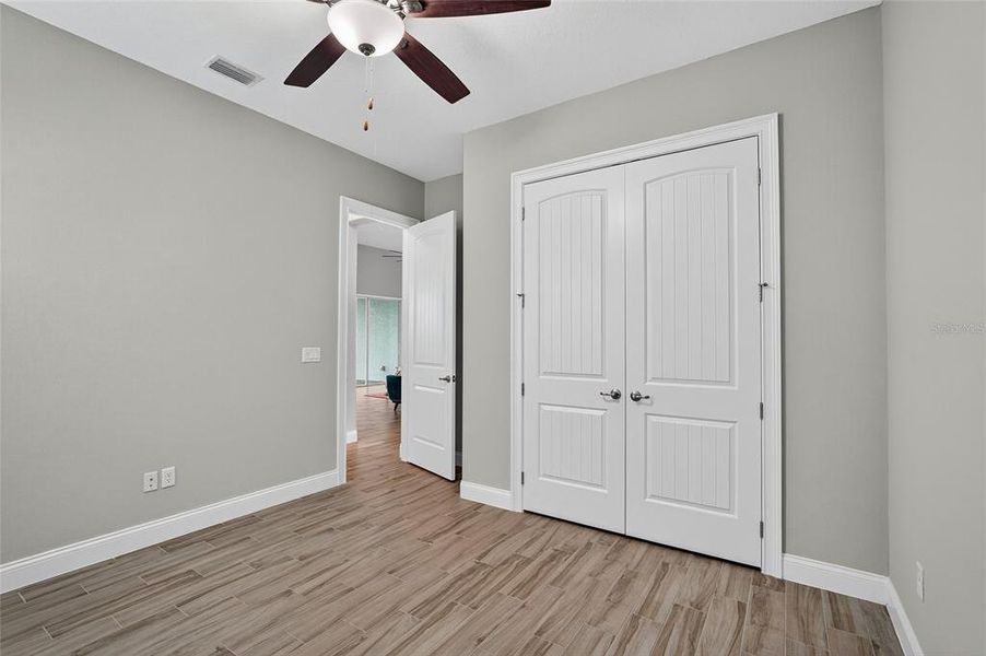 Spacious, unfurnished interior of a new home in , Daytona Beach (Image 20).