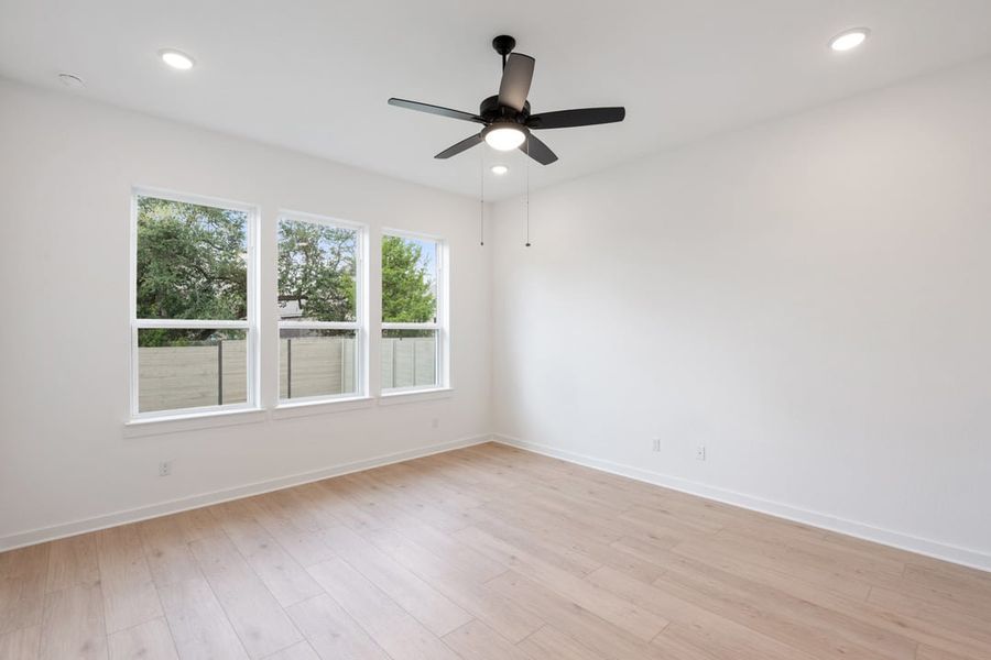 Spacious, unfurnished interior of a new home in Park Collection At Wolf Ranch, Georgetown (Image 33). Spacious, unfurnished interior of a new home in Park Collection At Wolf Ranch, Georgetown (Image 33).