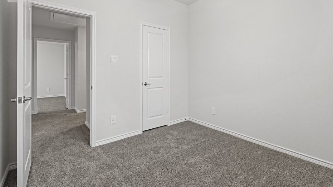 Spacious, unfurnished interior of a new home in Madera, Royse City (Image 18).