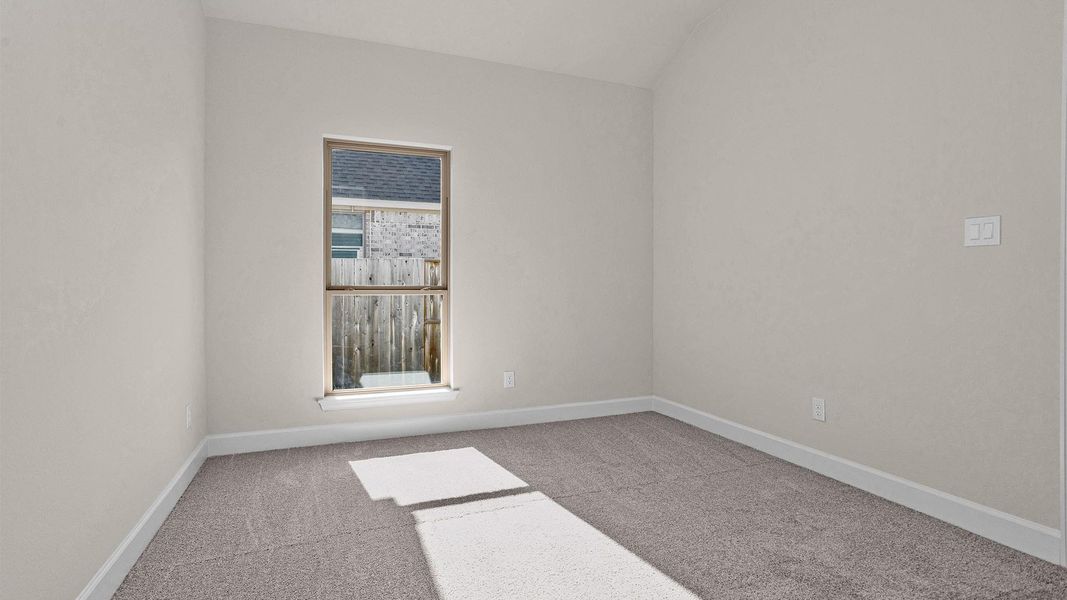 Spacious, unfurnished interior of a new home in , Manvel (Image 5).