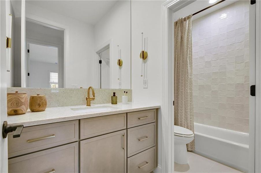 Furnished interior view inside a new home in Laurel View, Suwanee (Image 19).