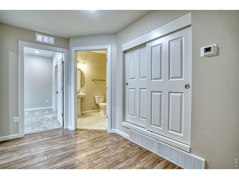 Spacious, unfurnished interior of a new home in , Longmont (Image 12).