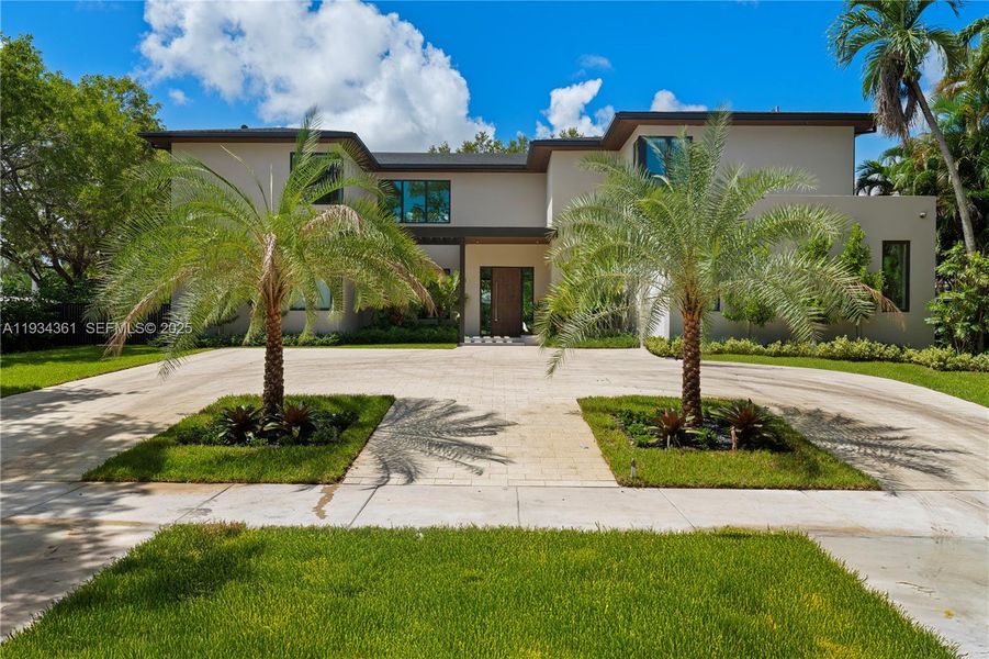 Community amenities in , Miami (Image 48).