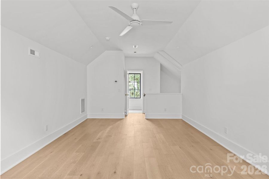 Spacious, unfurnished interior of a new home in Stratford Chase, Charlotte (Image 26). Spacious, unfurnished interior of a new home in Stratford Chase, Charlotte (Image 26).