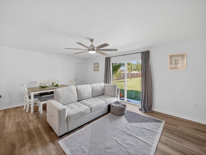 Furnished interior view inside a new home in , Port St. Lucie (Image 14).