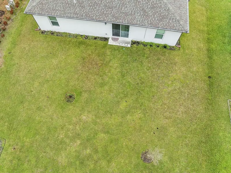 8275-105th-Ct-HigMedia-003-1280