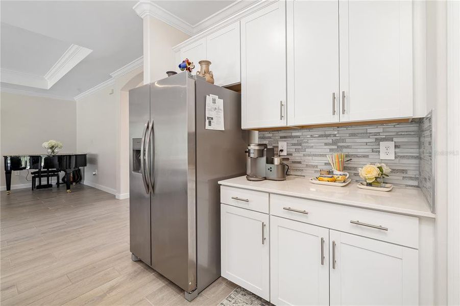 Furnished interior view inside a new home in , Bradenton (Image 10).