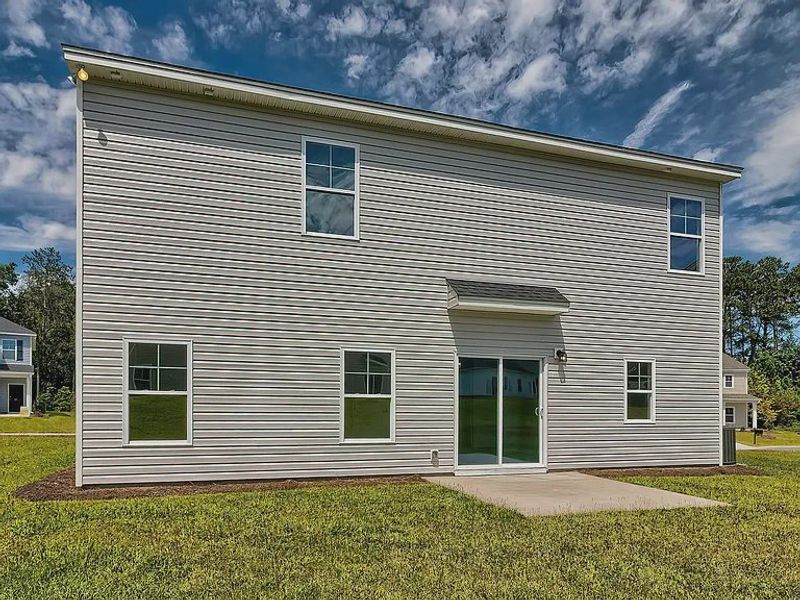 Exterior details and patio area of a home in Emanuel Creek, West Columbia (Image 13).