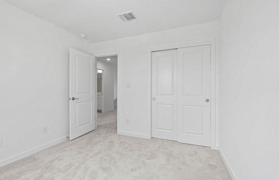 Spacious, unfurnished interior of a new home in Wolf Ranch, Georgetown (Image 29). Spacious, unfurnished interior of a new home in Wolf Ranch, Georgetown (Image 29).