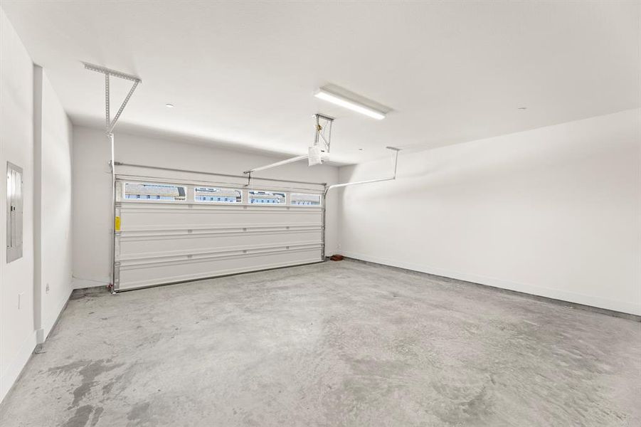 23_24. 708 Prosper - Garage 23_24. 708 Prosper - Garage