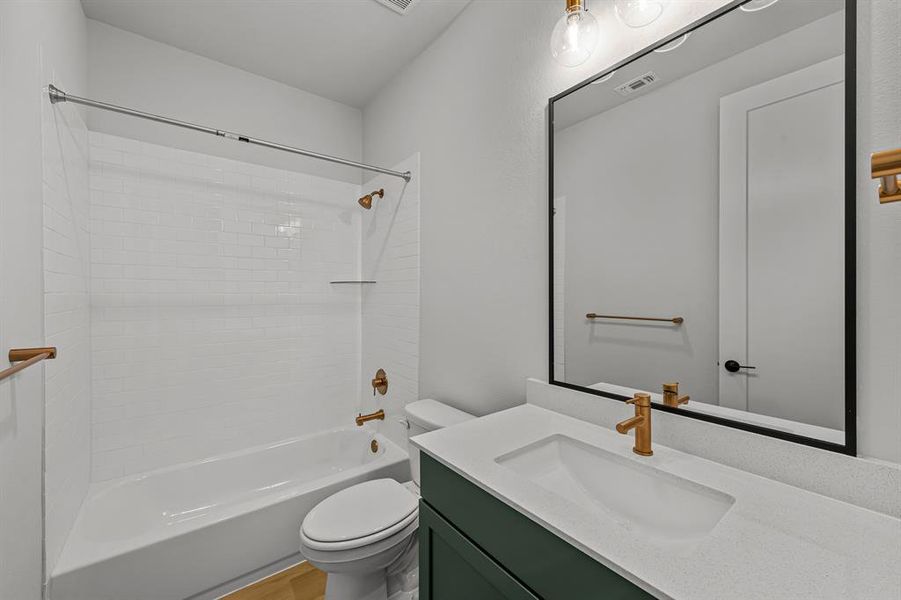 2nd Bathroom