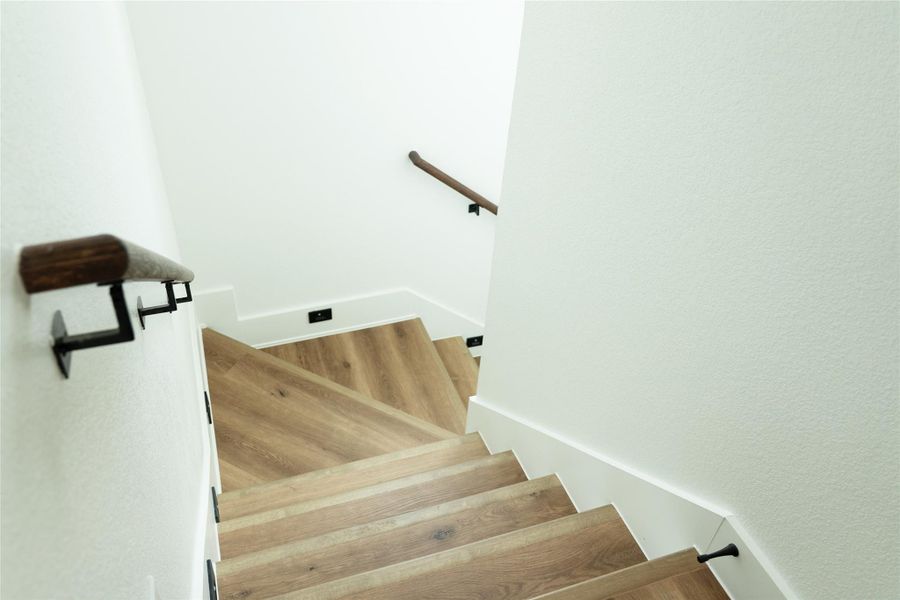 Spacious, unfurnished interior of a new home in , Houston (Image 12).