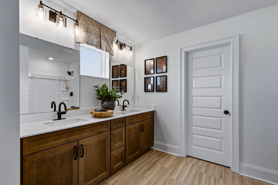 Representative furnished interior of a home built from the Ivey by Beazer Homes in Marshfield, Longs (Image 15).