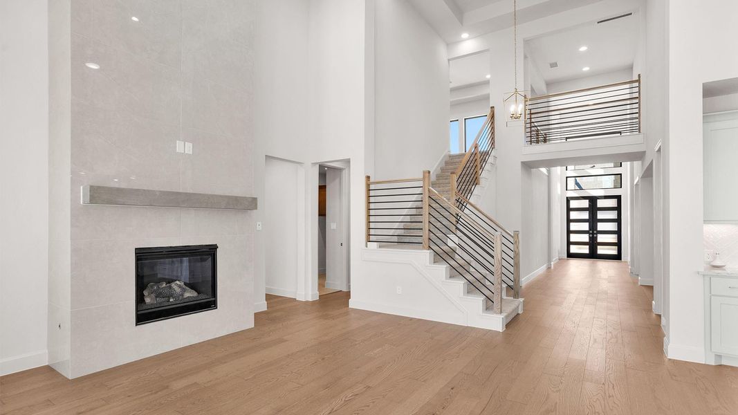 Spacious, unfurnished interior of a new home in Jordan Ranch 65', Fulshear (Image 7).