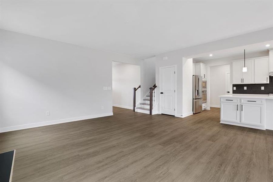 Spacious, unfurnished interior of a new home in Crystal Falls, Dawsonville (Image 23).