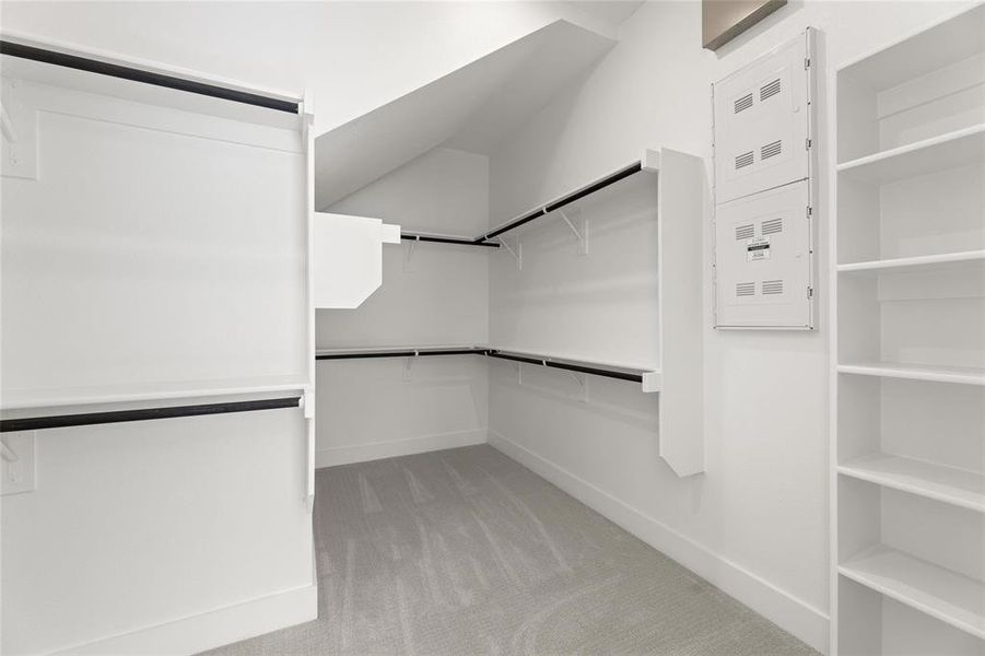 1630 McMaster  Closet