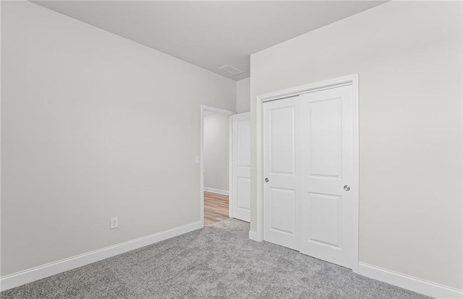 Spacious, unfurnished interior of a new home in Overland, Locust Grove (Image 19).
