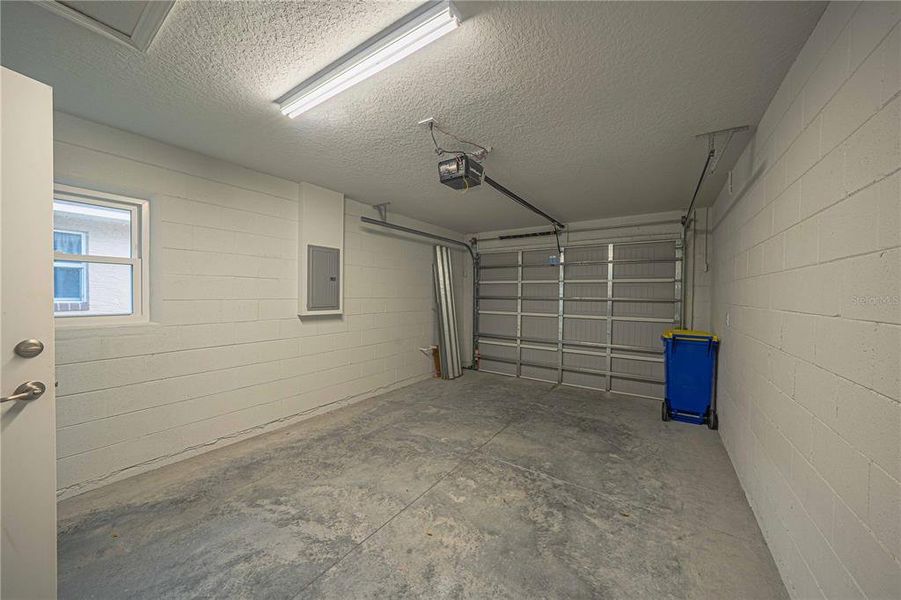 Spacious, unfurnished interior of a new home in , Edgewater (Image 20).