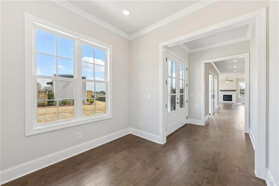 Spacious, unfurnished interior of a new home in Aberdeen, Hoschton (Image 22).