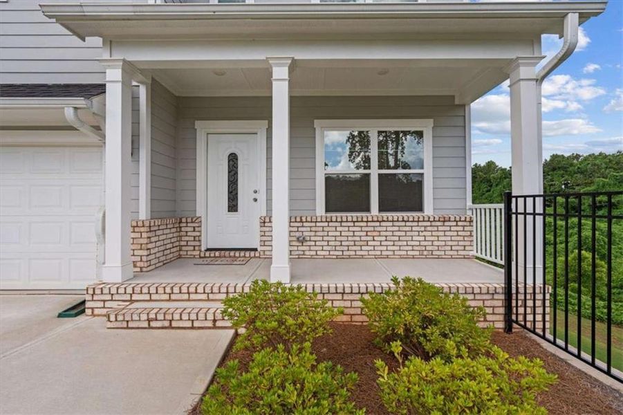 Exterior details and patio area of a home in , Villa Rica (Image 4).