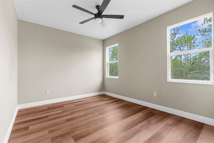 Spacious, unfurnished interior of a new home in , Weeki Wachee (Image 30).