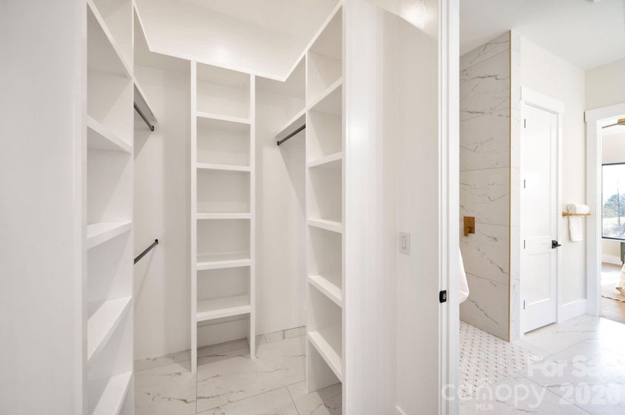 Primary suite closet