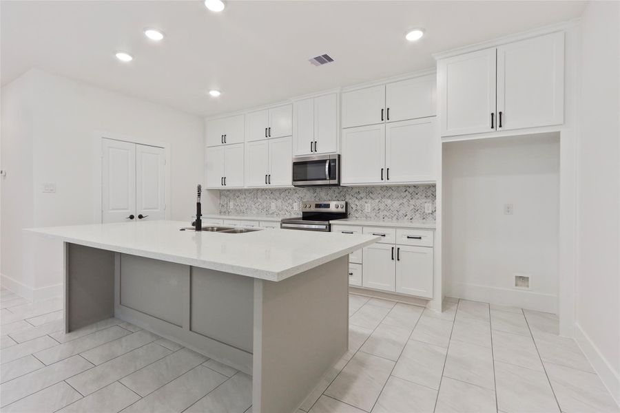 Furnished interior view inside a new home in , Prairie View (Image 8).