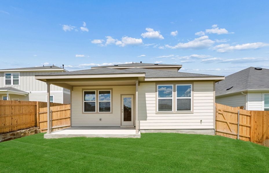 Exterior details and patio area of a home in Sunfield, Buda (Image 4).