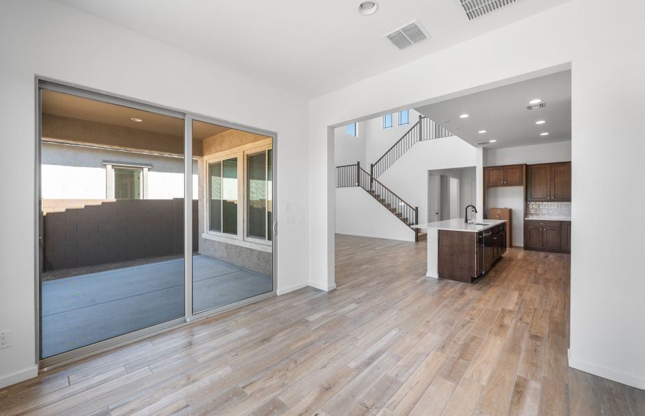 Spacious, unfurnished interior of a new home in Legado West, Queen Creek (Image 31).