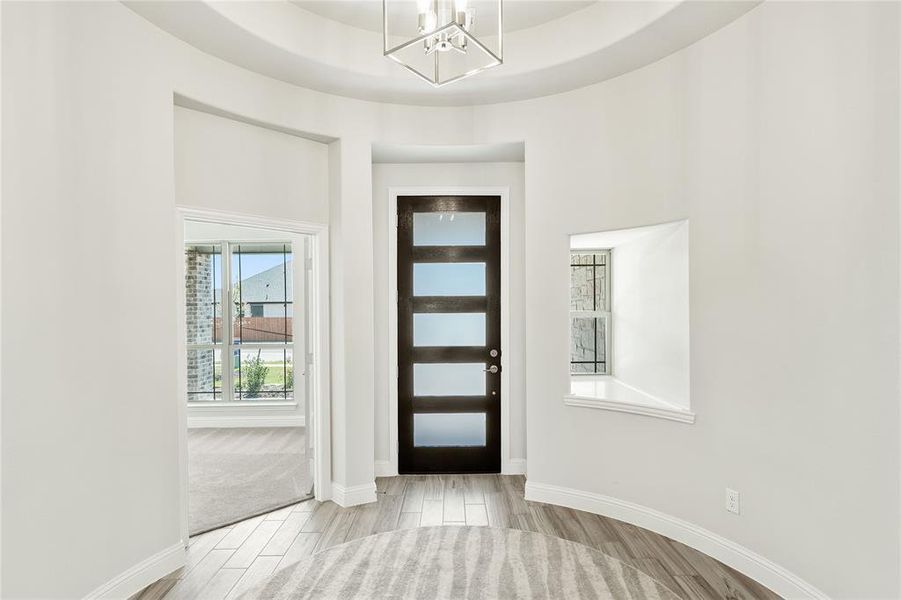 Spacious, unfurnished interior of a new home in Sunrise at Garden Valley, Waxahachie (Image 29). Spacious, unfurnished interior of a new home in Sunrise at Garden Valley, Waxahachie (Image 29).
