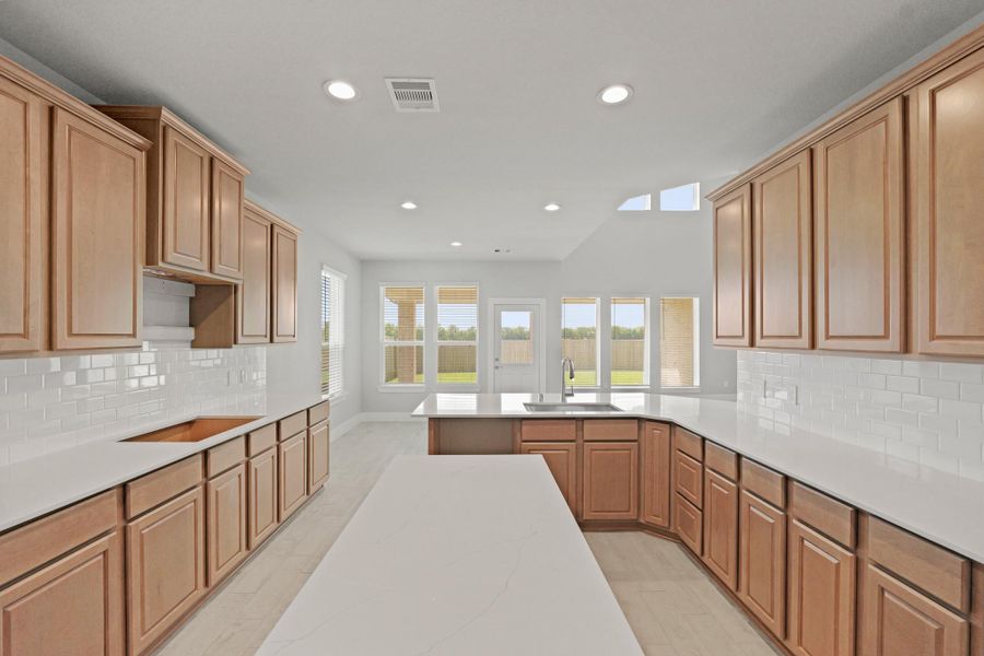 Furnished interior view inside a new home in Briarwood Crossing, Rosenberg (Image 15).
