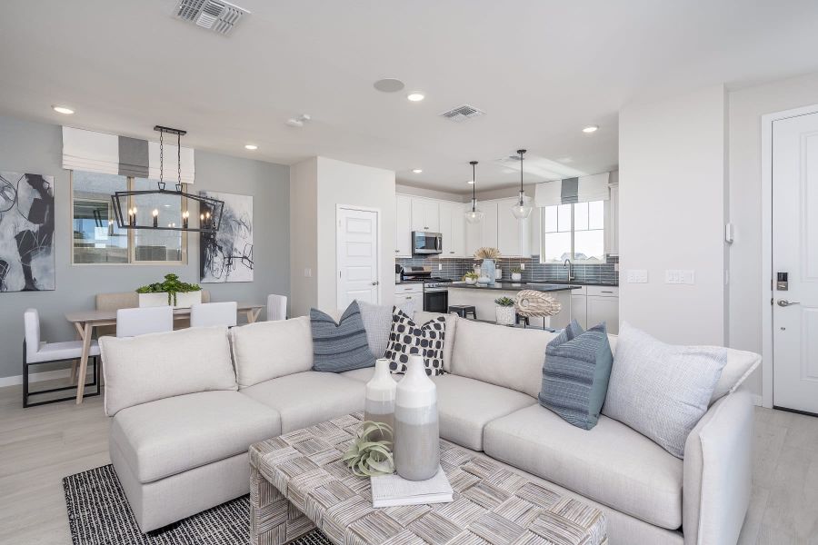 Great Room | Quattro | Solvida at Estrella | New Homes in Goodyear, AZ | Landsea Homes