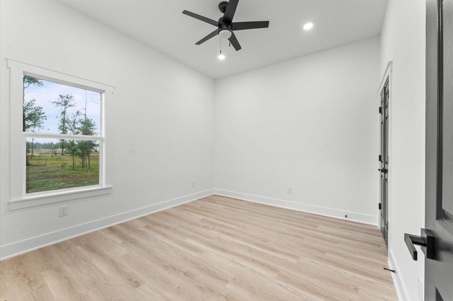 Spacious bedrooms with laminate flooring—no carpet anywhere! Spacious bedrooms with laminate flooring—no carpet anywhere!